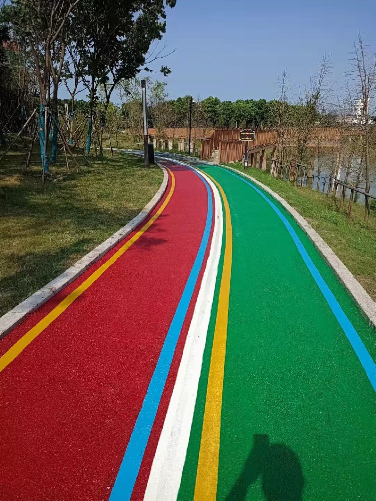 兴隆台小区划线